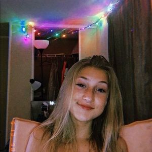 Meet your Posher, Acelynn